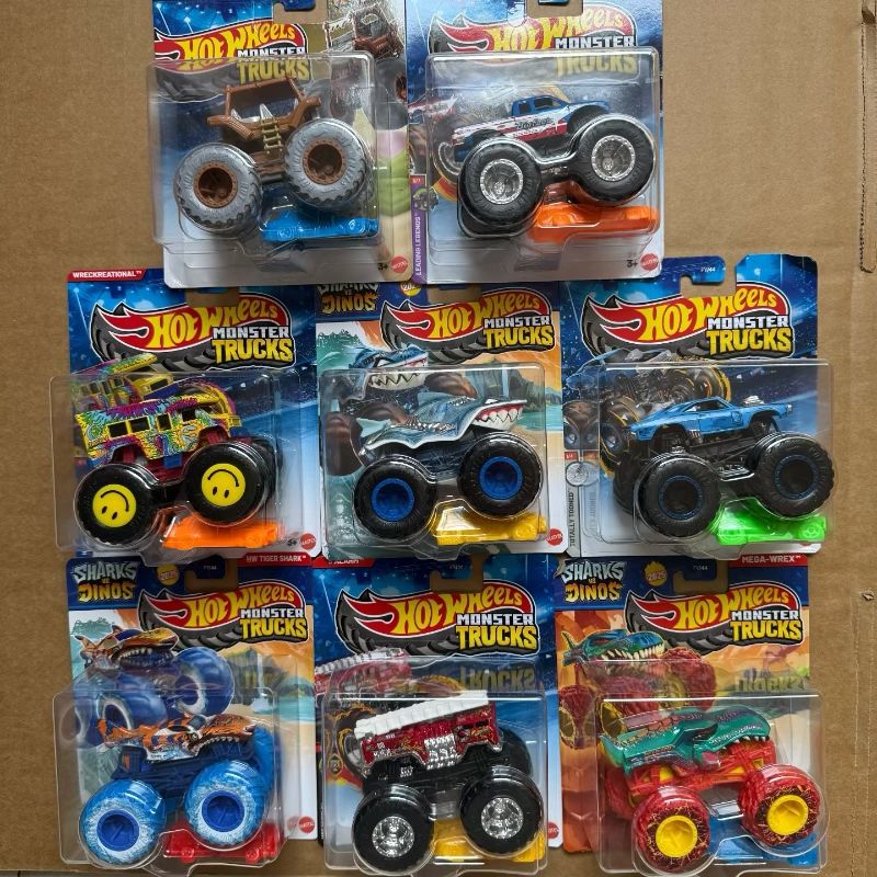 New Genuine Hot Wheels FYJ44 M - đánh giá và giá Hot Wheels Car Mainline